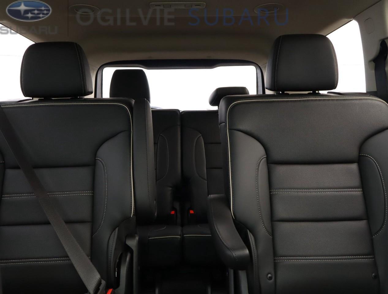 2022 GMC Acadia Denali All-wheel Drive Photo