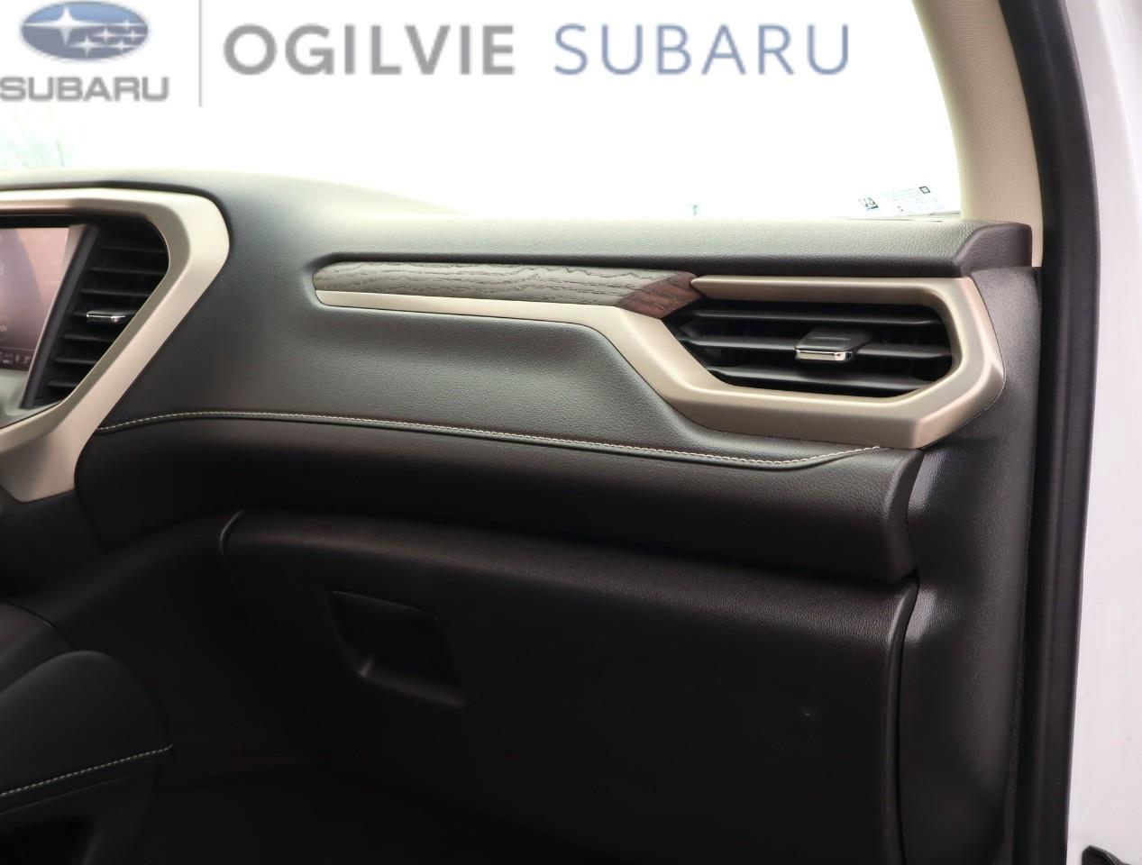 2022 GMC Acadia Denali All-wheel Drive Photo