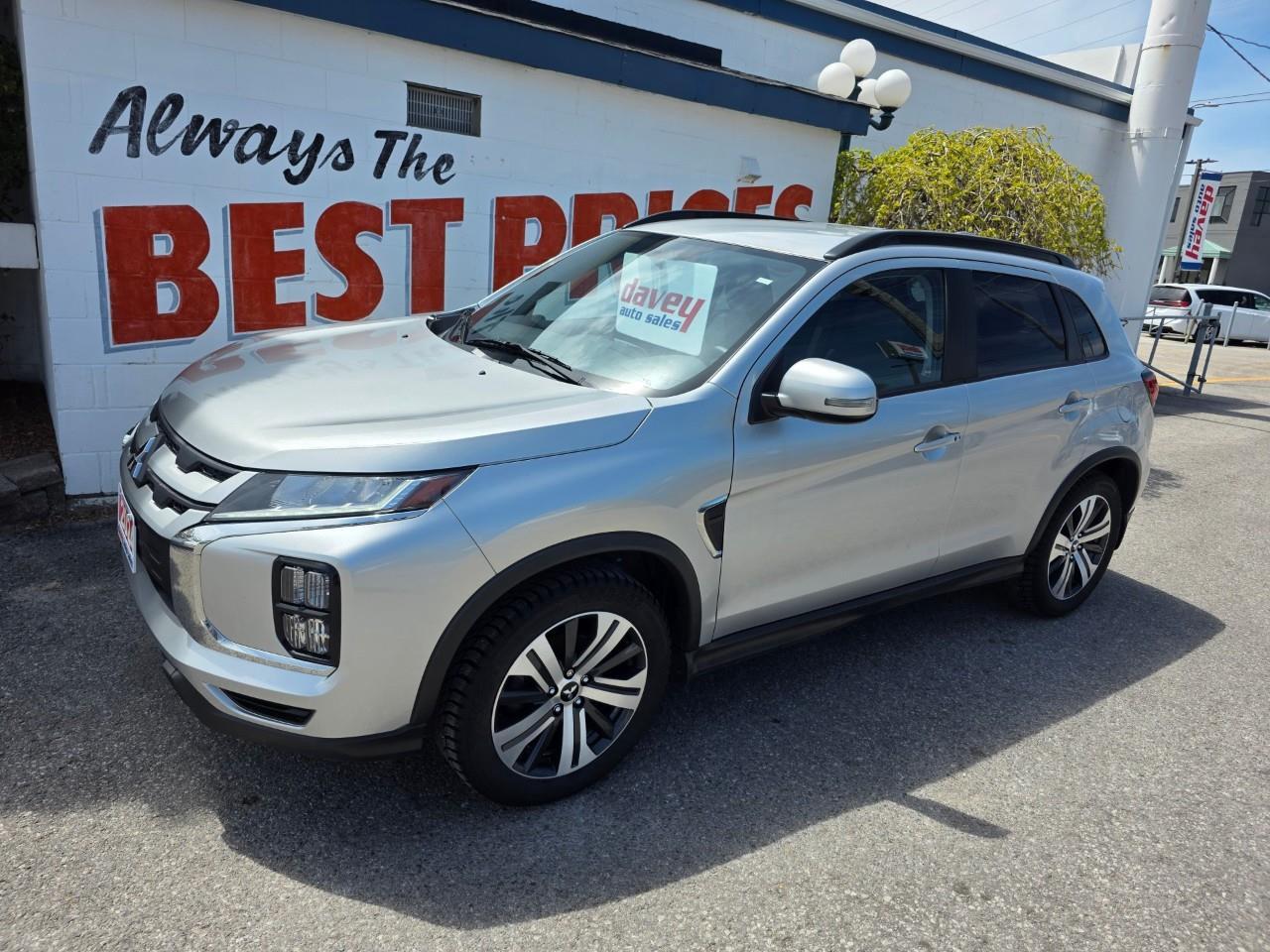 2024 Mitsubishi RVR SE 4dr AWC Photo