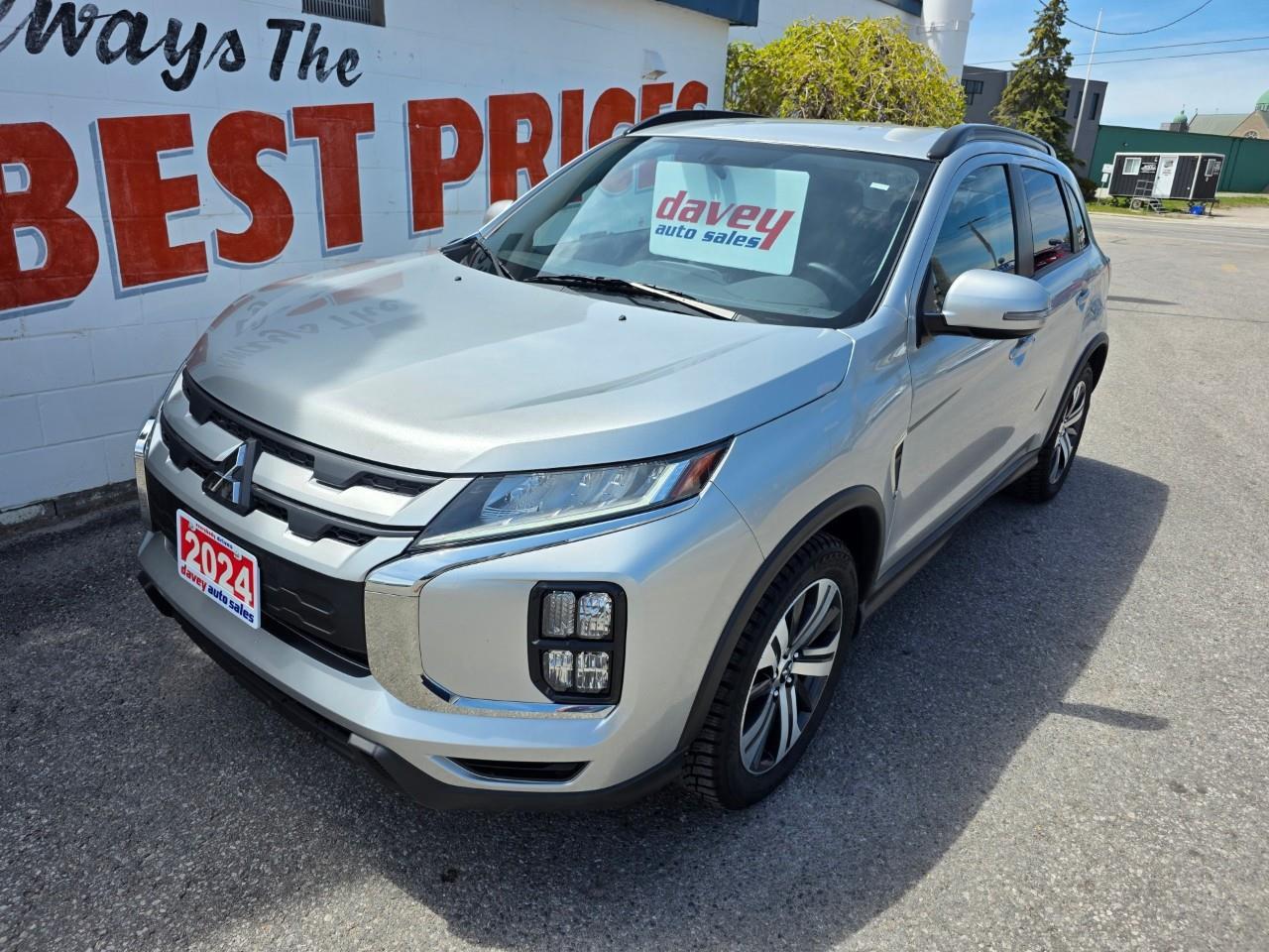 2024 Mitsubishi RVR SE 4dr AWC Photo
