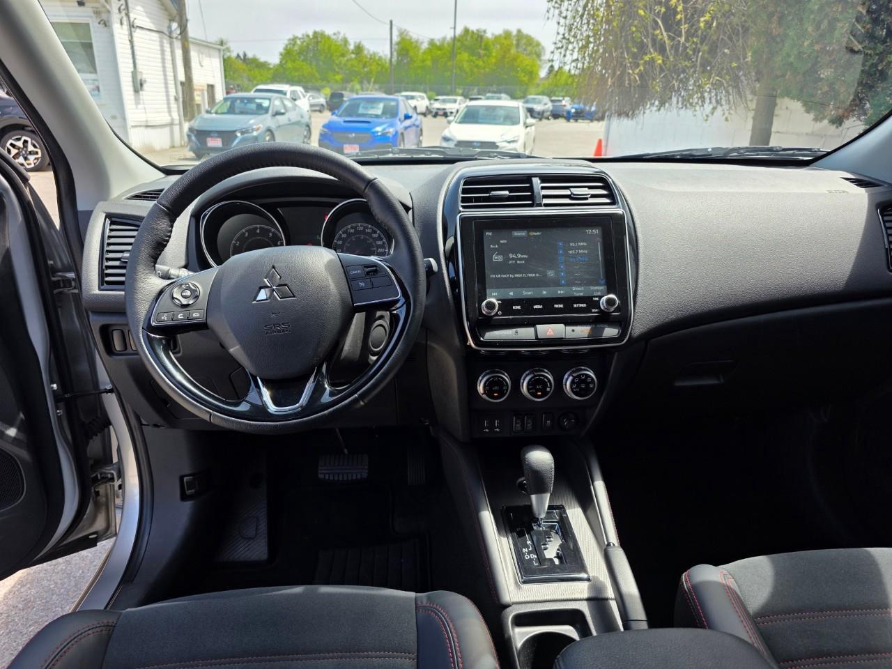 2024 Mitsubishi RVR SE 4dr AWC Photo