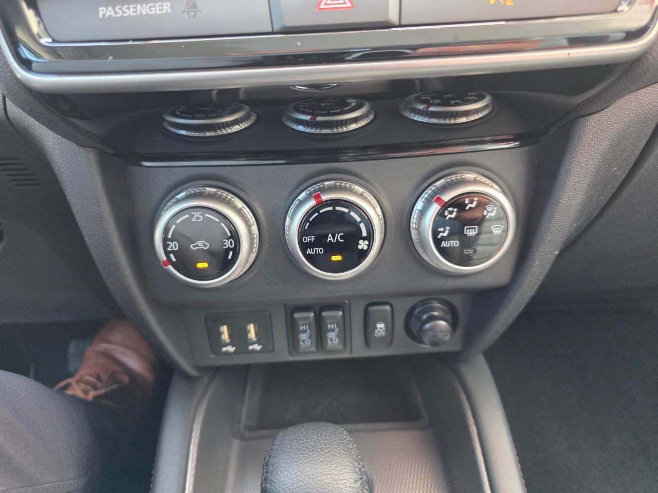 2024 Mitsubishi RVR SE 4dr AWC Photo