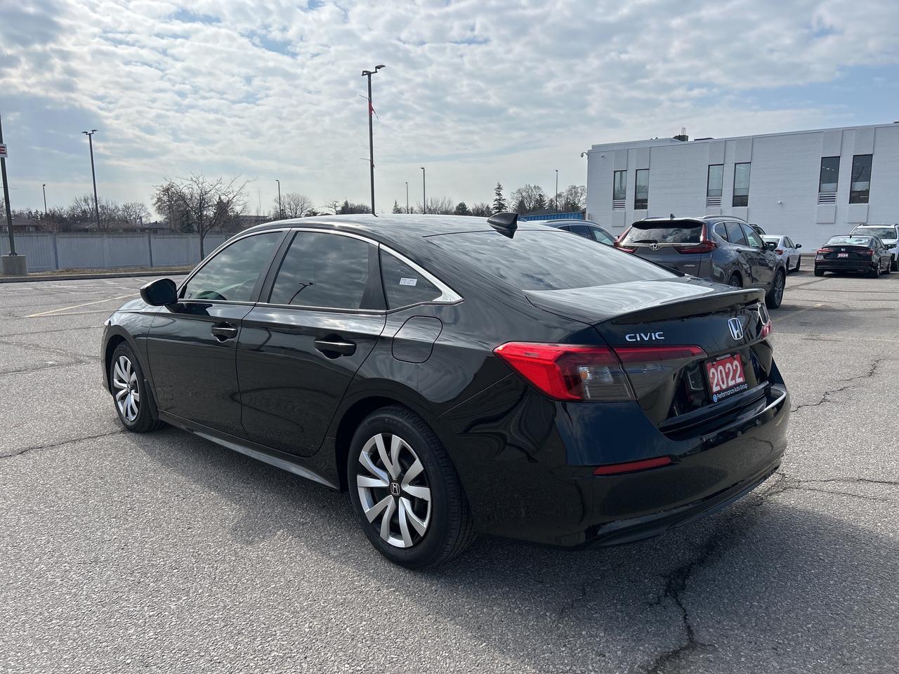 2022 Honda Civic Sedan LX CarPlay Bluetooth Rear Camera Low Kms Photo