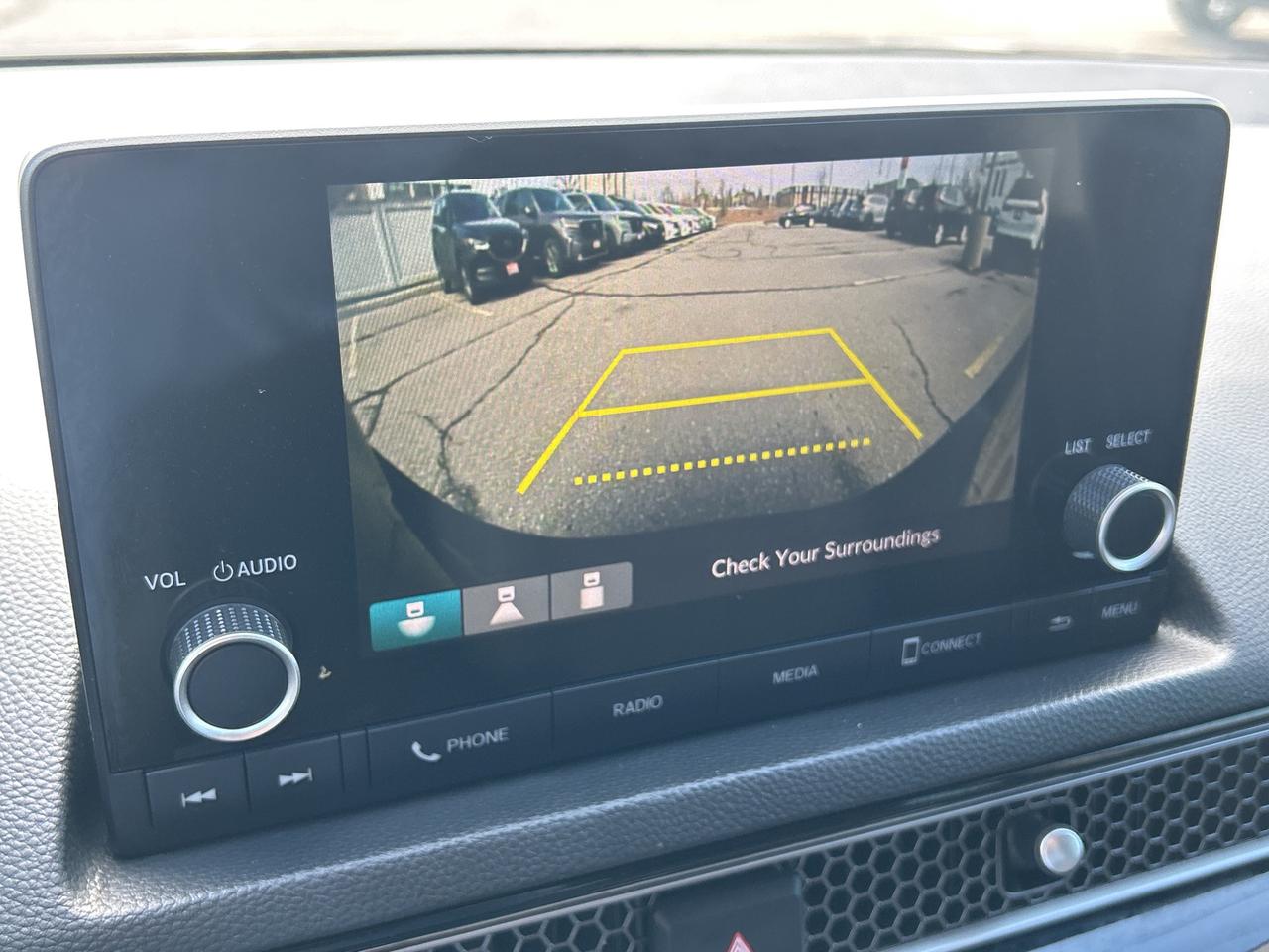 2022 Honda Civic Sedan LX CarPlay Bluetooth Rear Camera Low Kms Photo