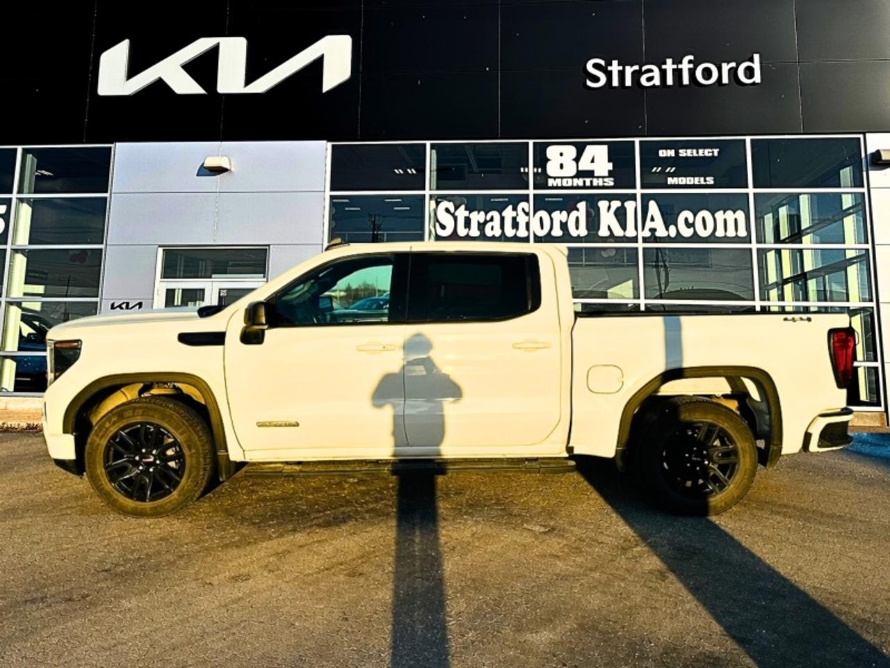 2022 GMC Sierra 1500 ELEVATION Photo