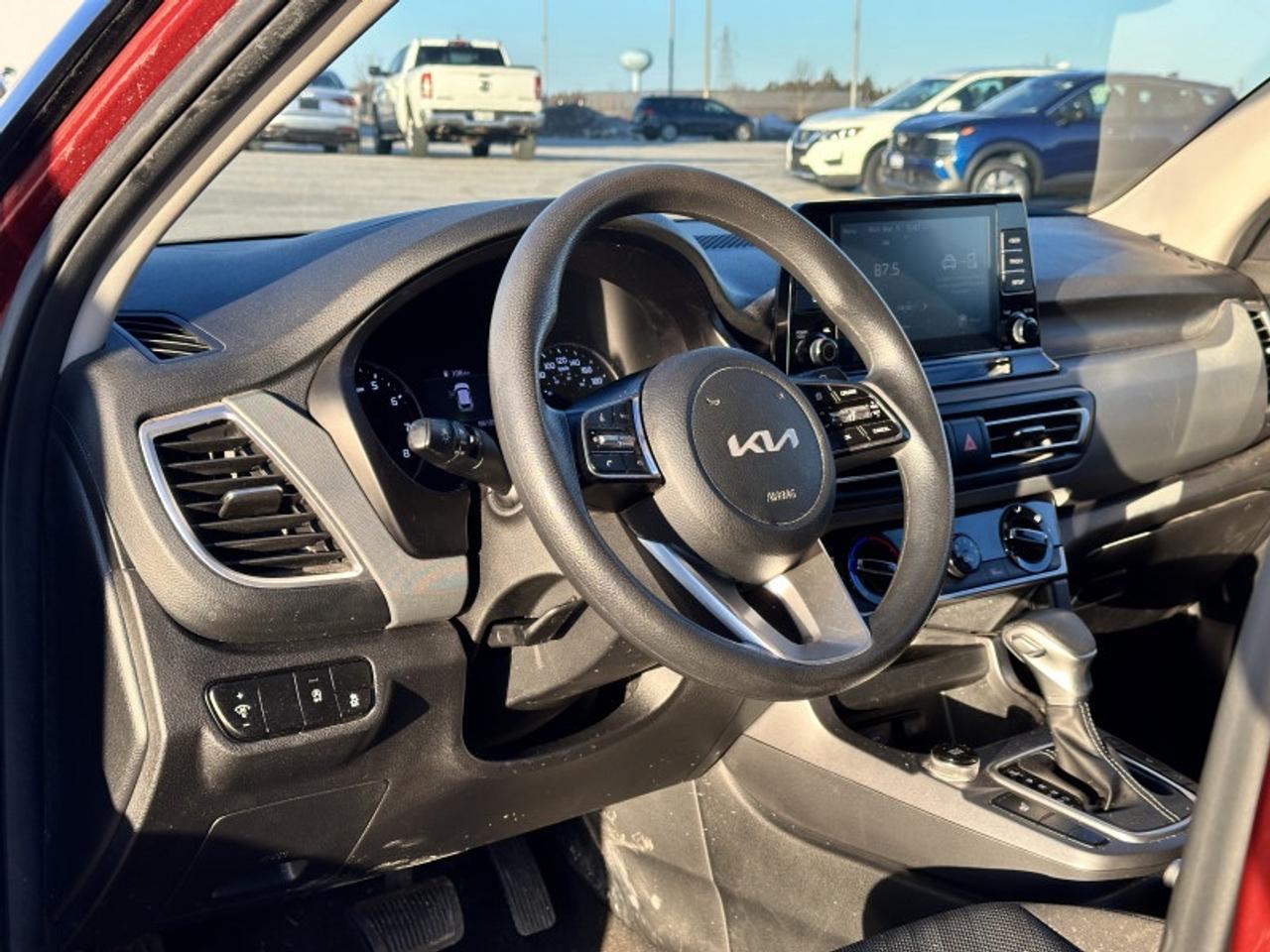 2022 Kia Seltos LX Photo