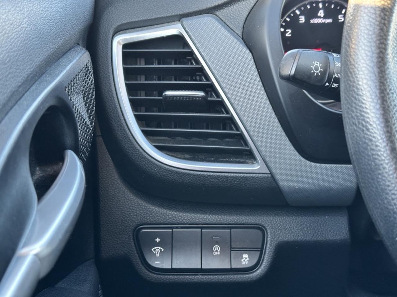 2022 Kia Seltos LX Photo