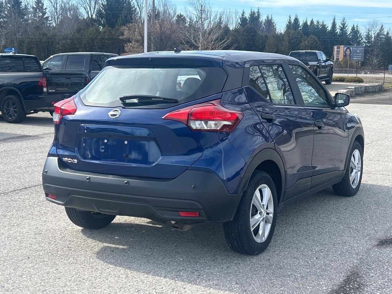 2020 Nissan Kicks S FWD   Blind-spot Warning   Lane Departure Photo3