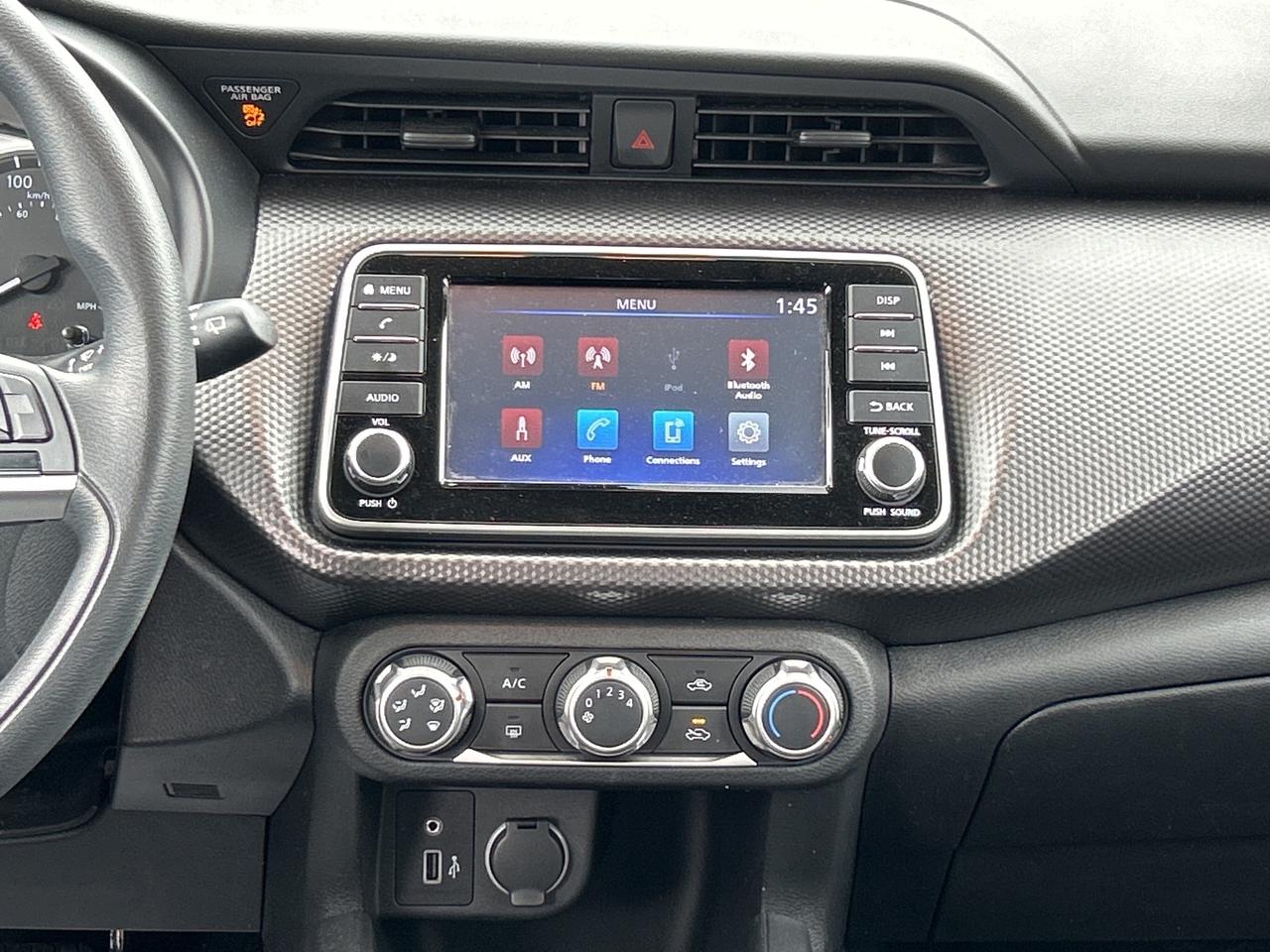 2020 Nissan Kicks S FWD   Blind-spot Warning   Lane Departure Photo