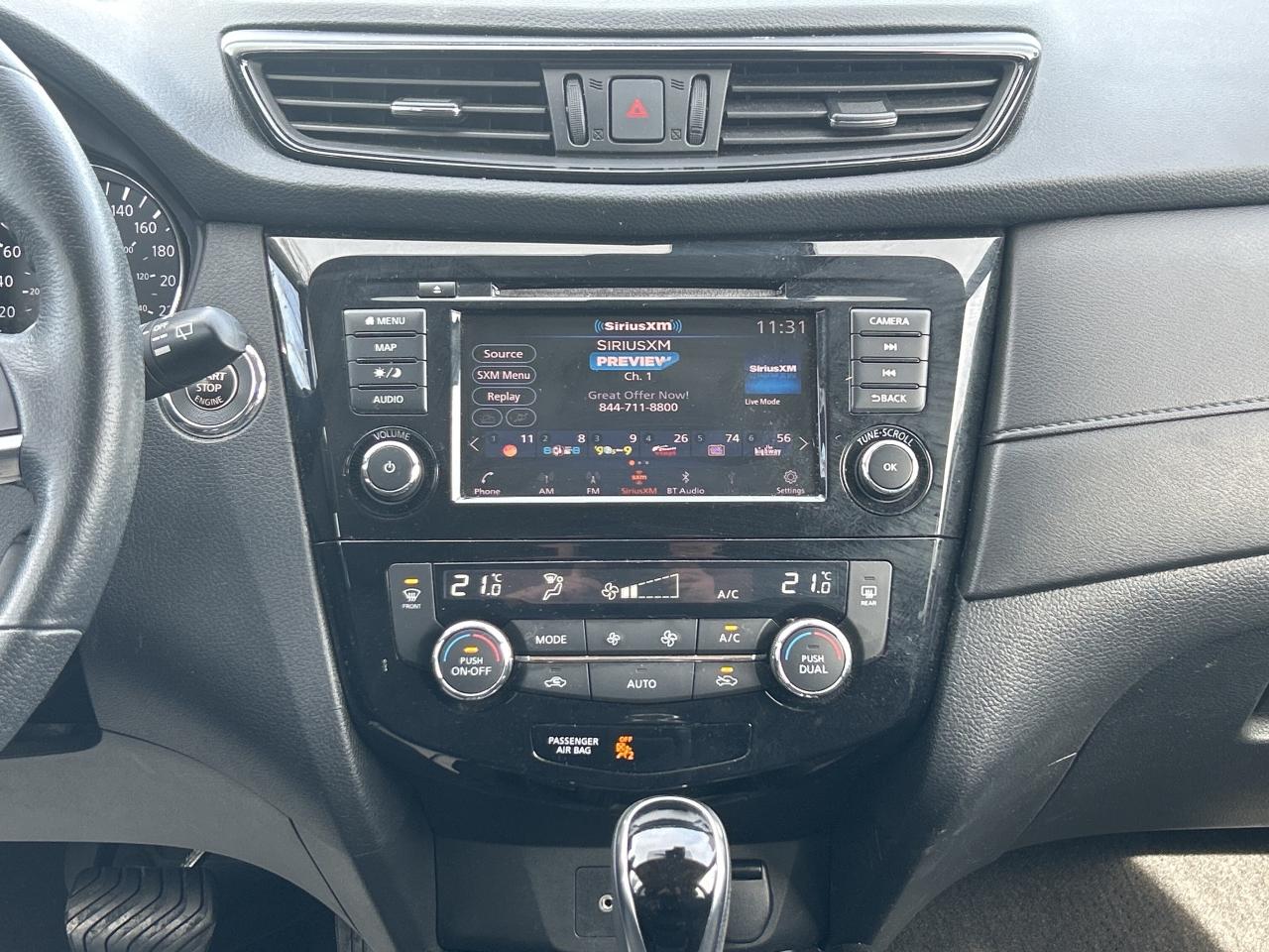2019 Nissan Rogue SV AWD  Nav. Pano Roof Heated Seats/Steering Wheel Photo