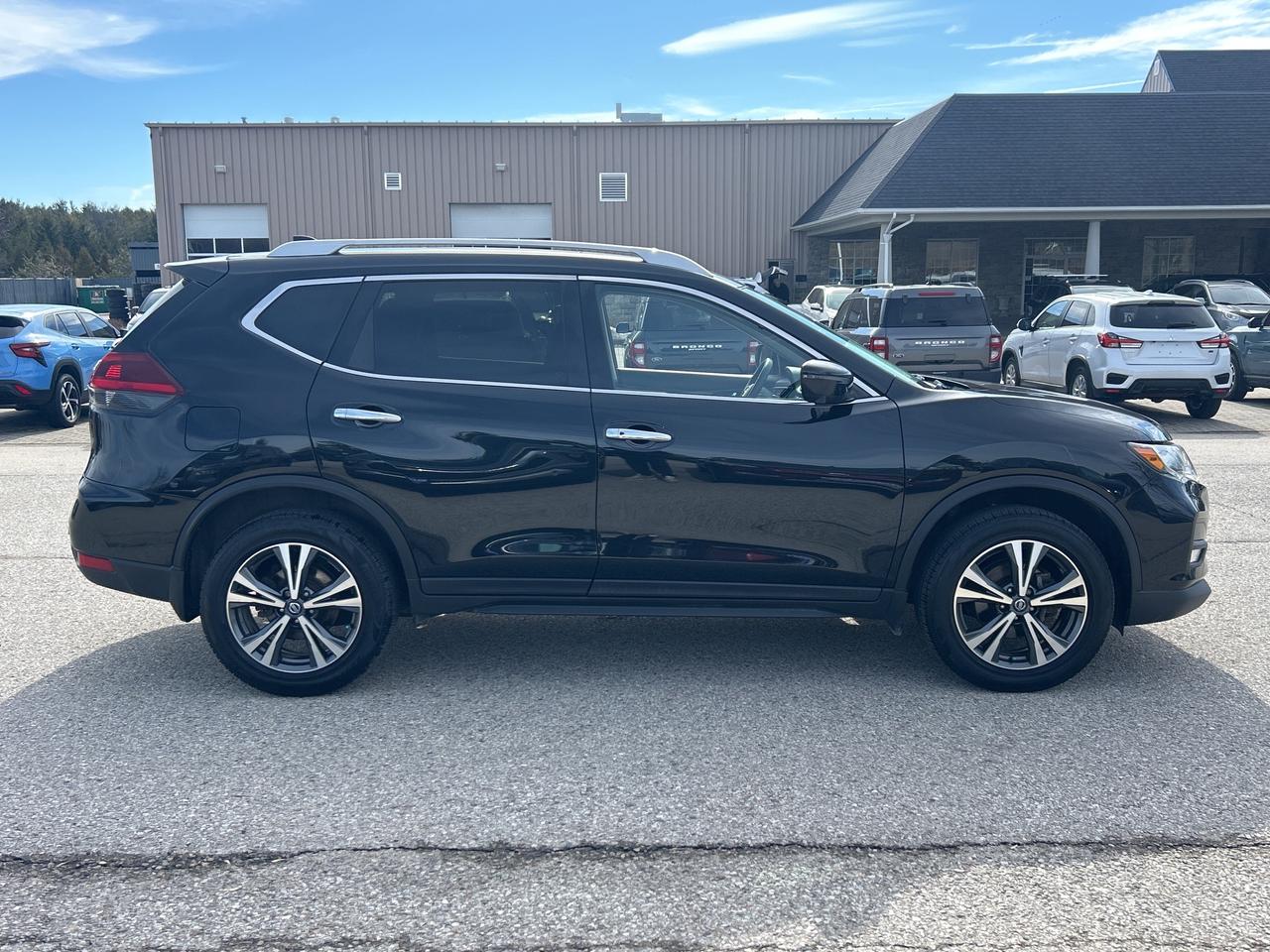2019 Nissan Rogue SV AWD  Nav. Pano Roof Heated Seats/Steering Wheel Photo