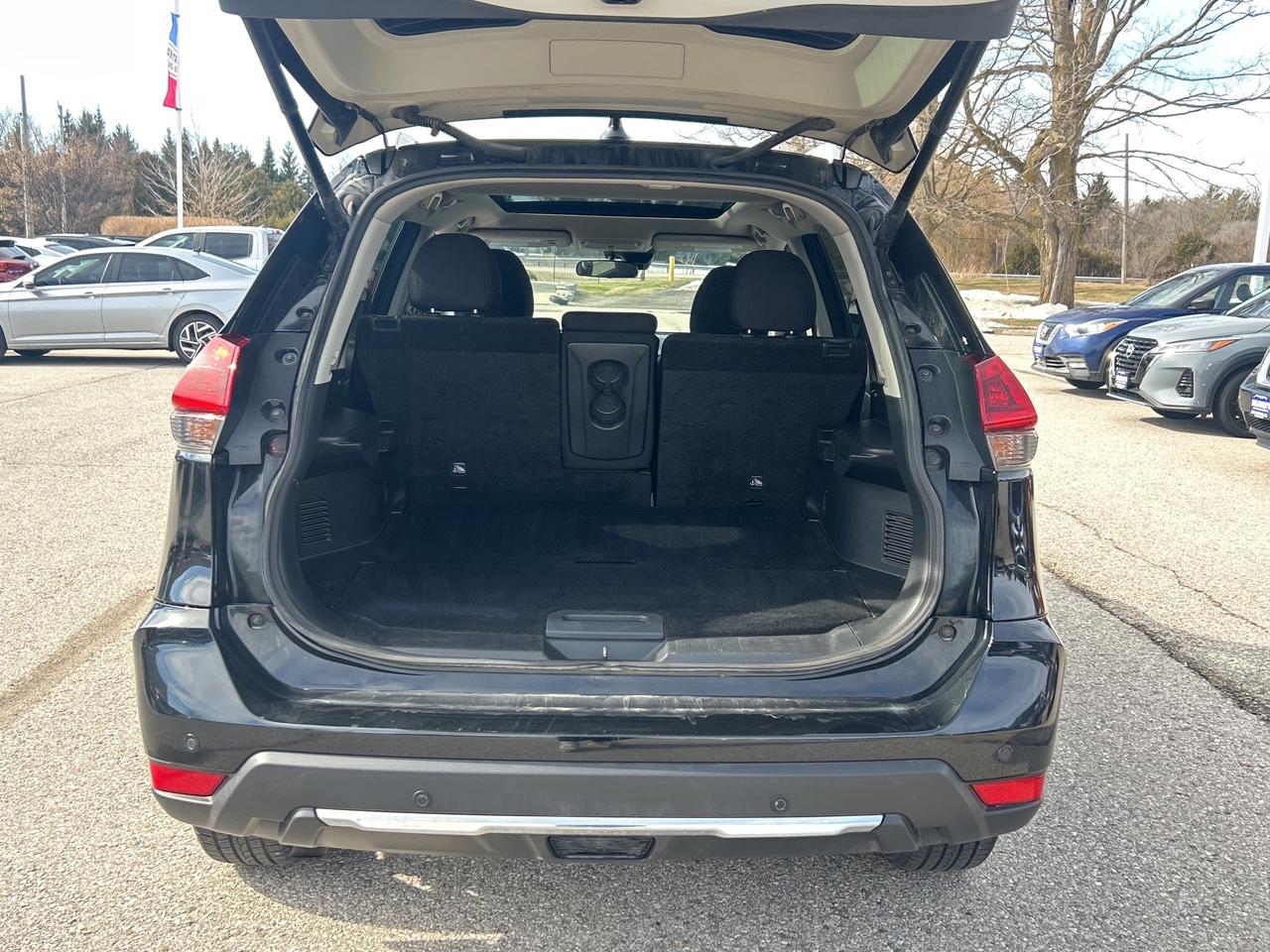2019 Nissan Rogue SV AWD  Nav. Pano Roof Heated Seats/Steering Wheel Photo