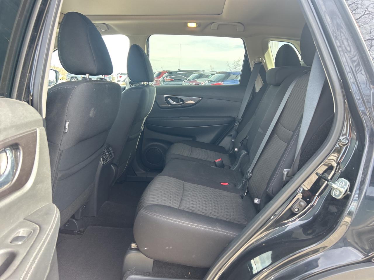 2019 Nissan Rogue SV AWD  Nav. Pano Roof Heated Seats/Steering Wheel Photo