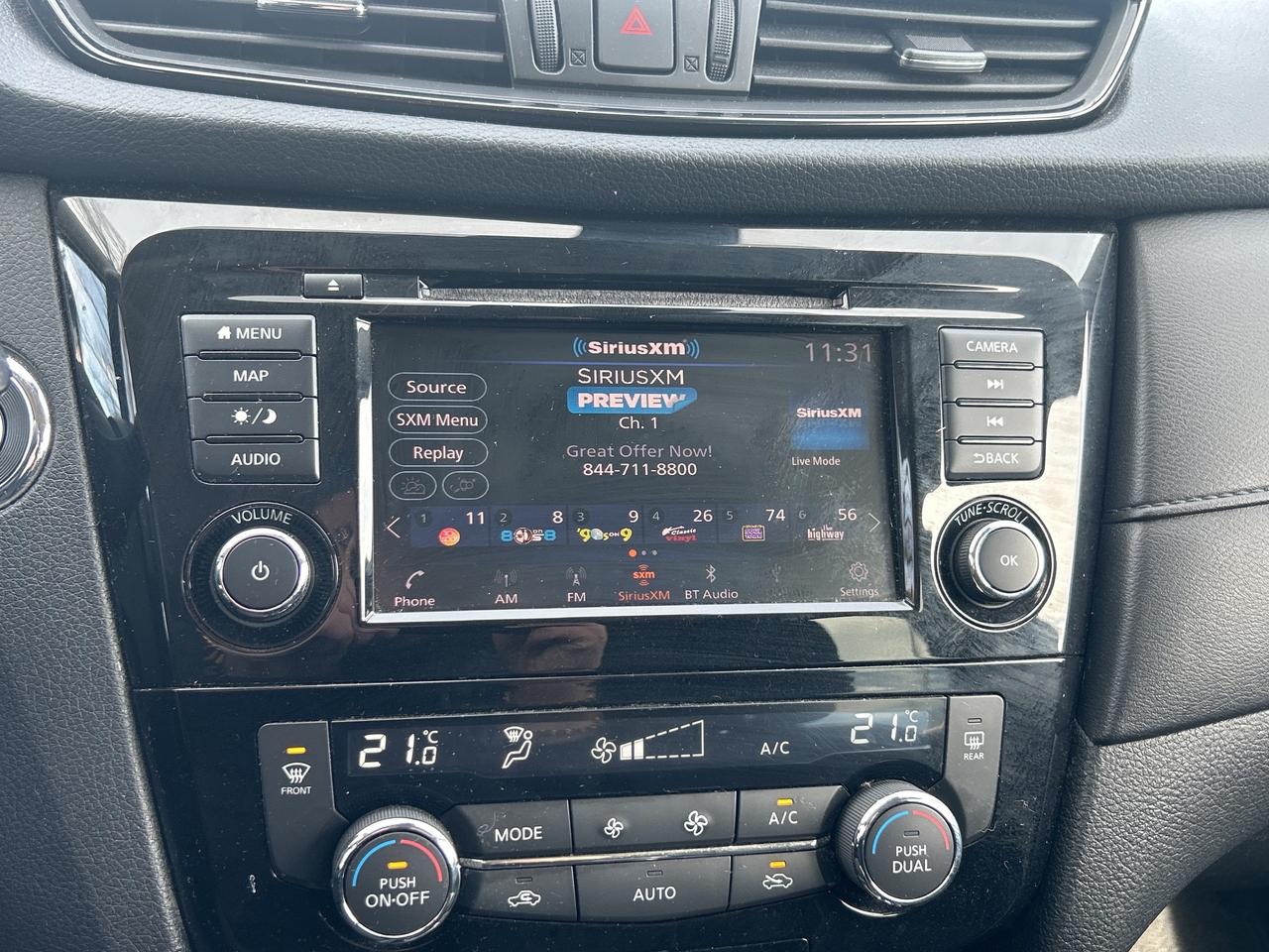 2019 Nissan Rogue SV AWD  Nav. Pano Roof Heated Seats/Steering Wheel Photo