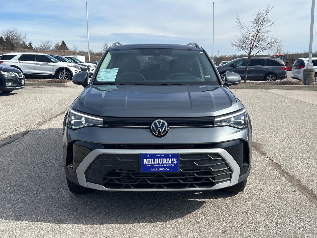 2025 Volkswagen Taos Comfortline 4MOTION  Heated Seats & Steering Wheel Photo