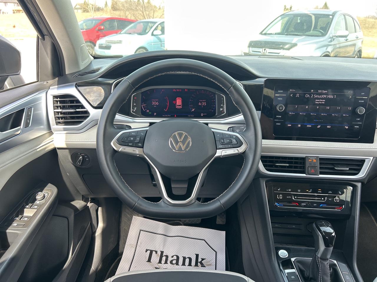 2025 Volkswagen Taos Comfortline 4MOTION  Heated Seats & Steering Wheel Photo