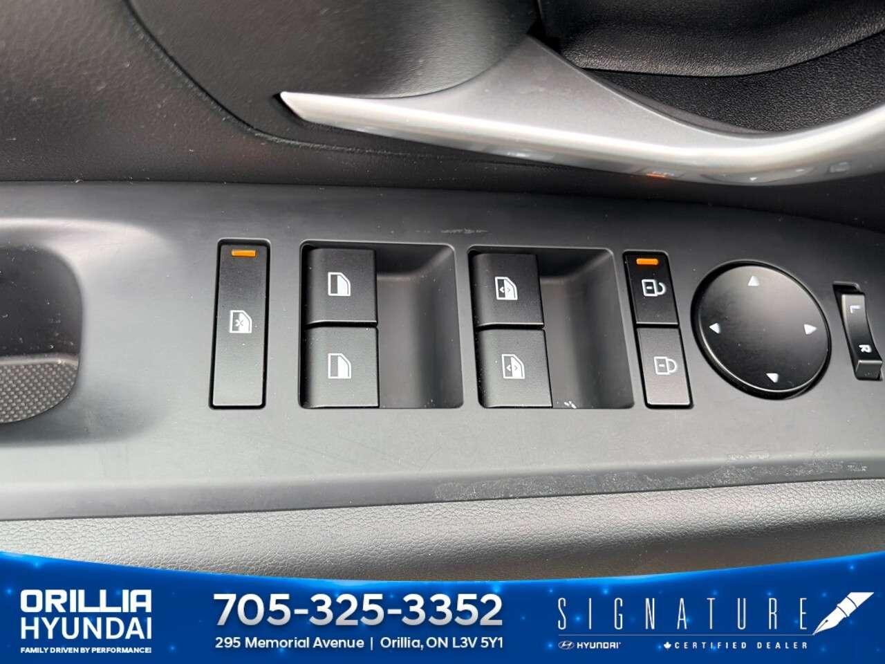2025 Hyundai Santa Cruz PREFERRED AWD Photo