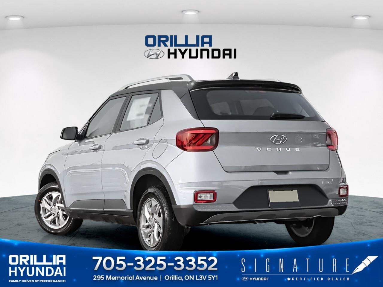 2025 Hyundai Venue Preferred IVT w/Two-Tone Photo