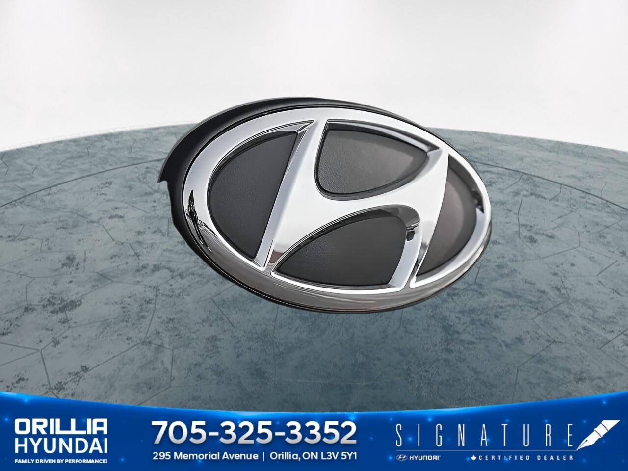 2025 Hyundai Venue Preferred IVT w/Two-Tone Photo