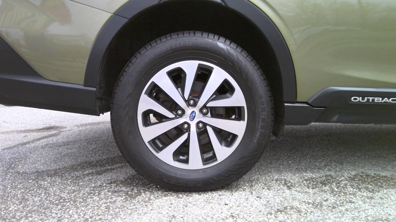 2021 Subaru Outback Touring 4dr All-Wheel Drive Photo
