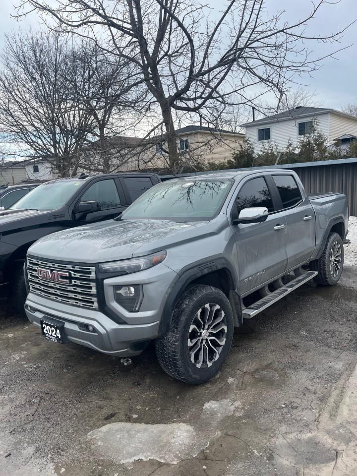 2024 GMC Canyon Denali Photo
