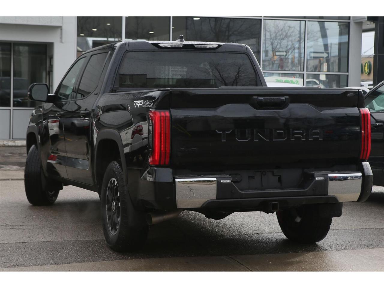 2023 Toyota Tundra SR5 CREWMAX 4WD Photo