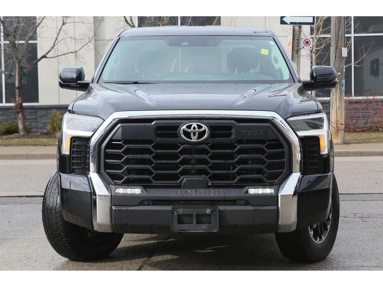 2023 Toyota Tundra SR5 CREWMAX 4WD Photo5