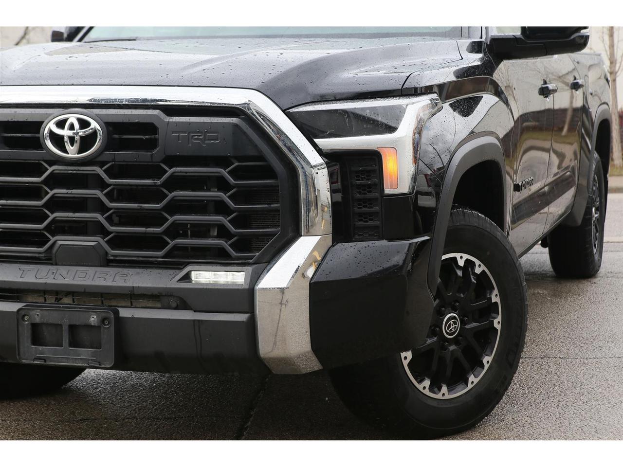 2023 Toyota Tundra SR5 CREWMAX 4WD Photo