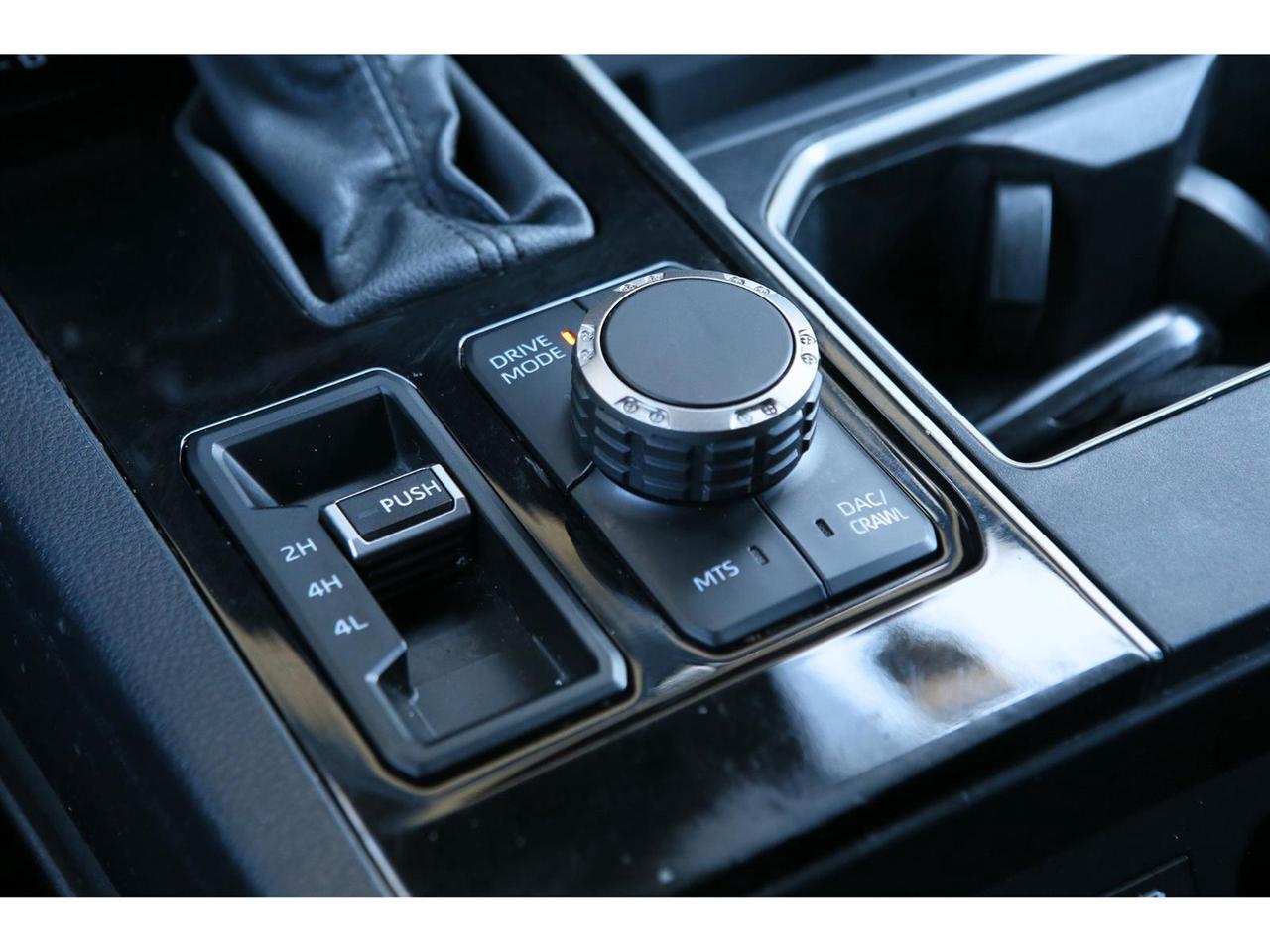 2023 Toyota Tundra SR5 CREWMAX 4WD Photo