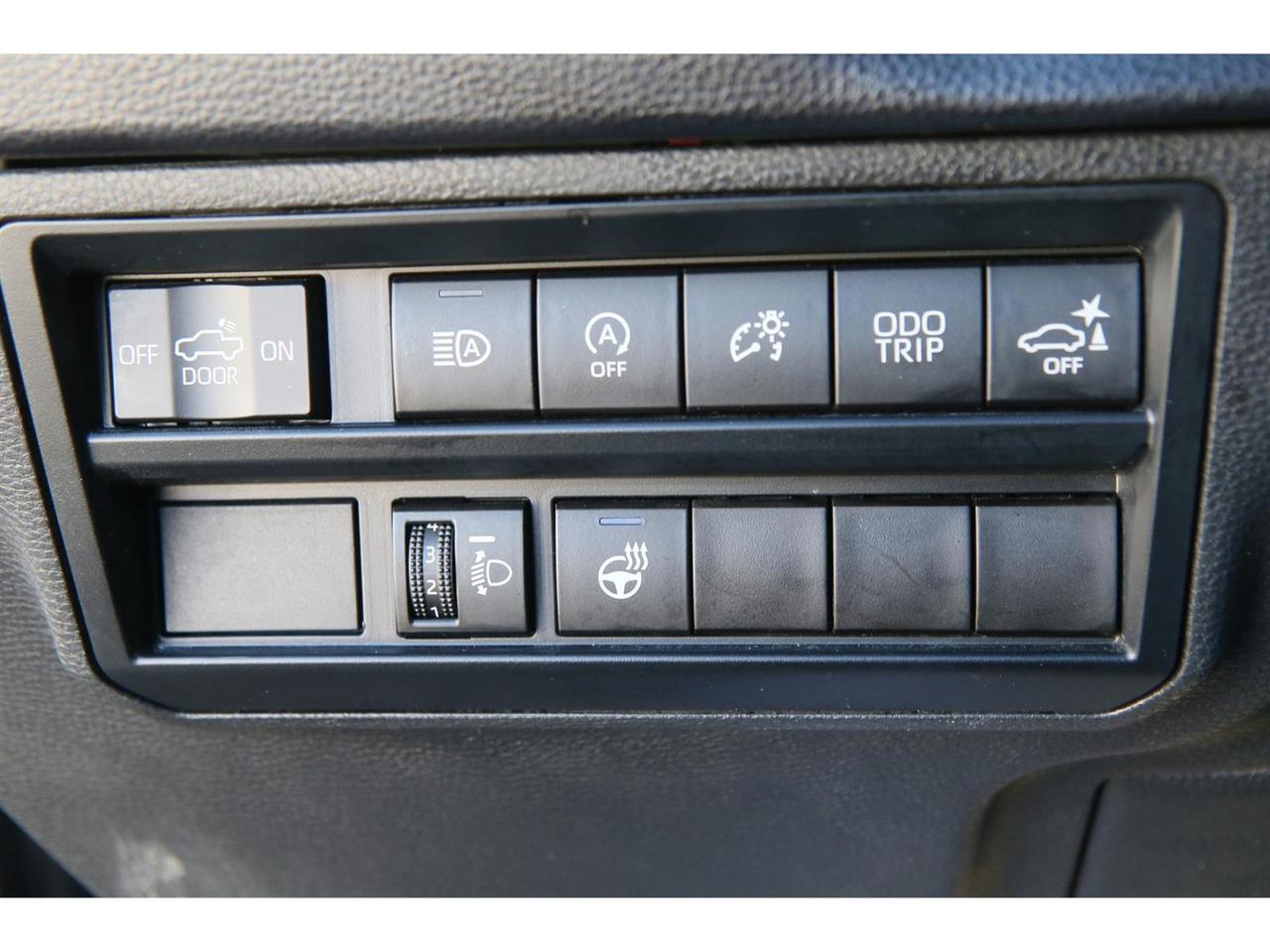 2023 Toyota Tundra SR5 CREWMAX 4WD Photo