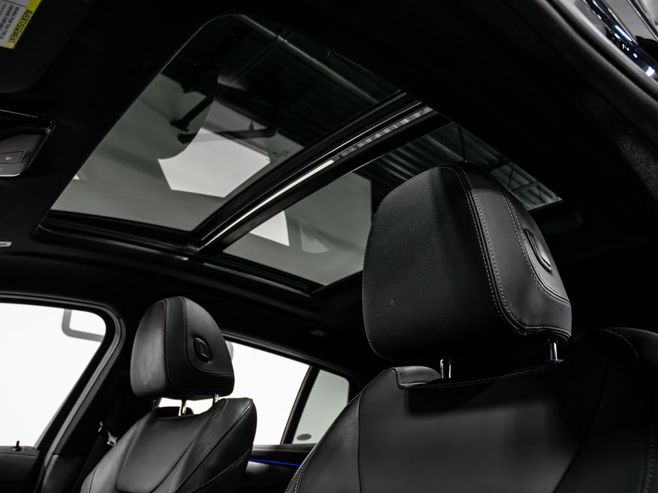 2019 BMW X4 M40i PREMIUM ENHANCED ADVANCED DRIVER ASSISTANCE Photo