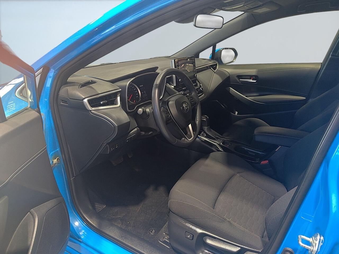 2020 Toyota Corolla Hatchback SE / Clean Carfax / CarPlay / Back-up Camera / Ext Photo