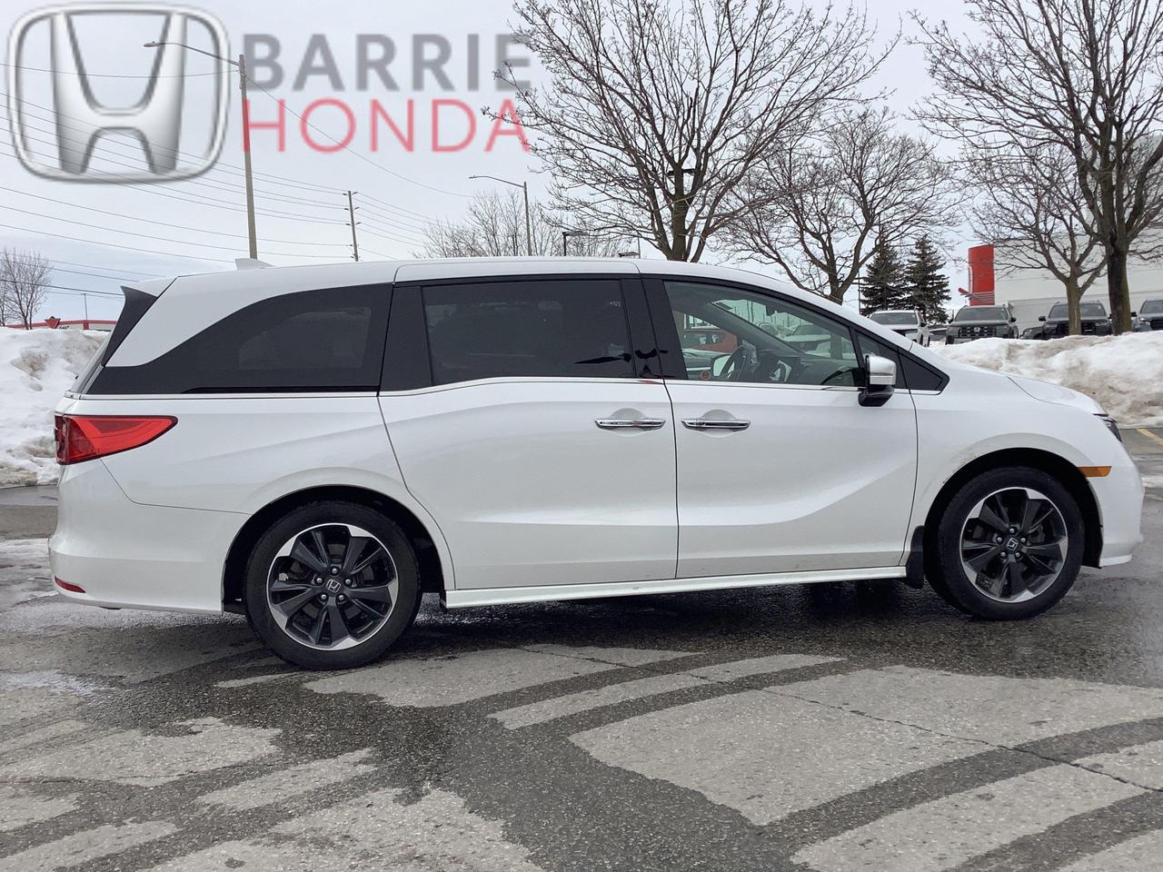 2024 Honda Odyssey Touring Passenger Van Photo