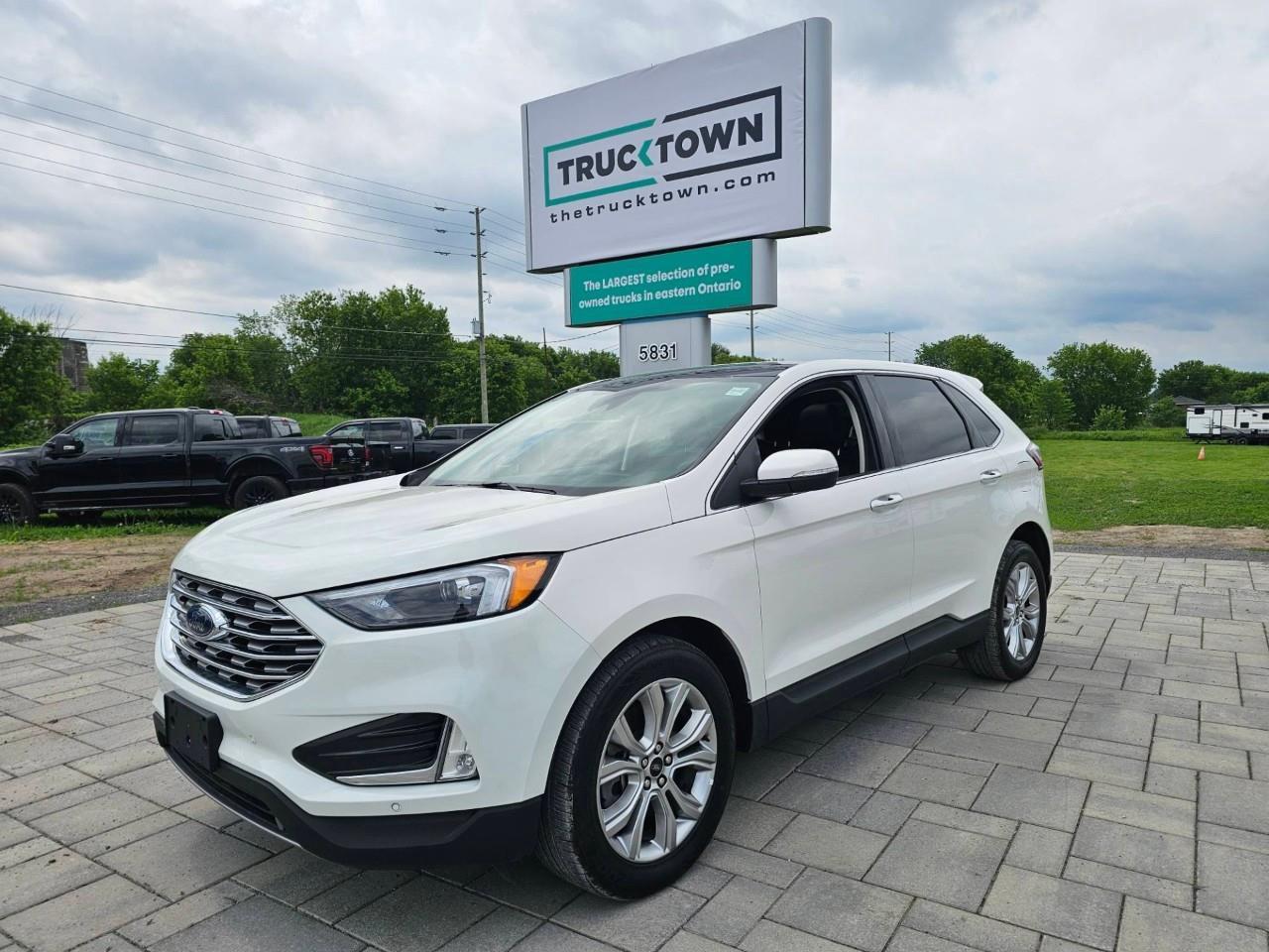 2024 Ford Edge TITANIUM 4DR ALL-WHEEL DRIVE Photo