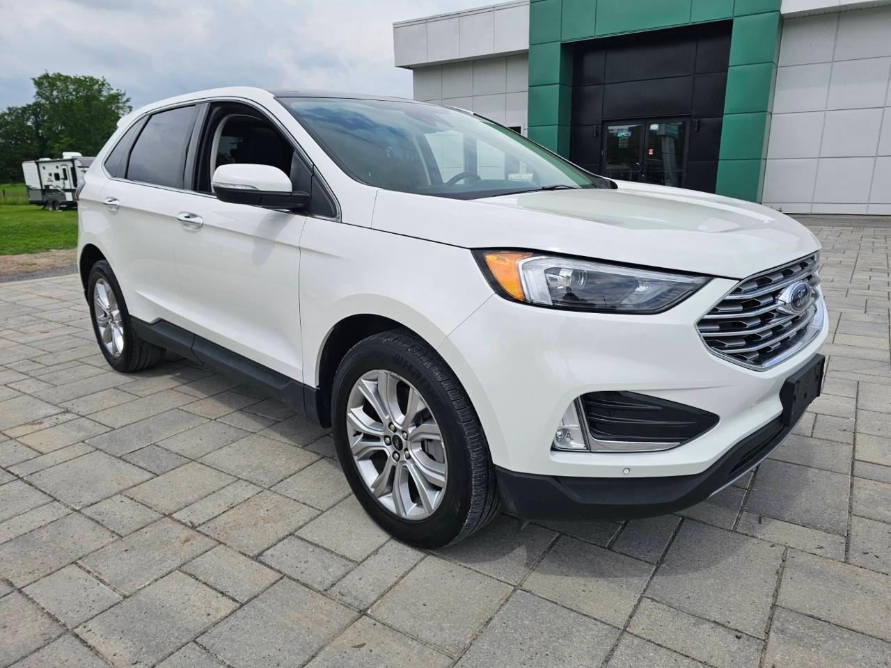 2024 Ford Edge TITANIUM 4DR ALL-WHEEL DRIVE Photo