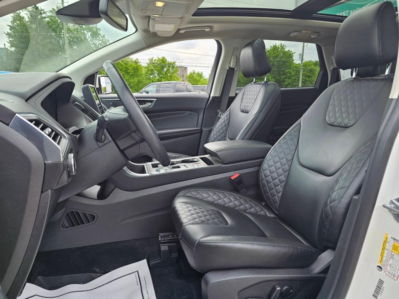 2024 Ford Edge TITANIUM 4DR ALL-WHEEL DRIVE Photo