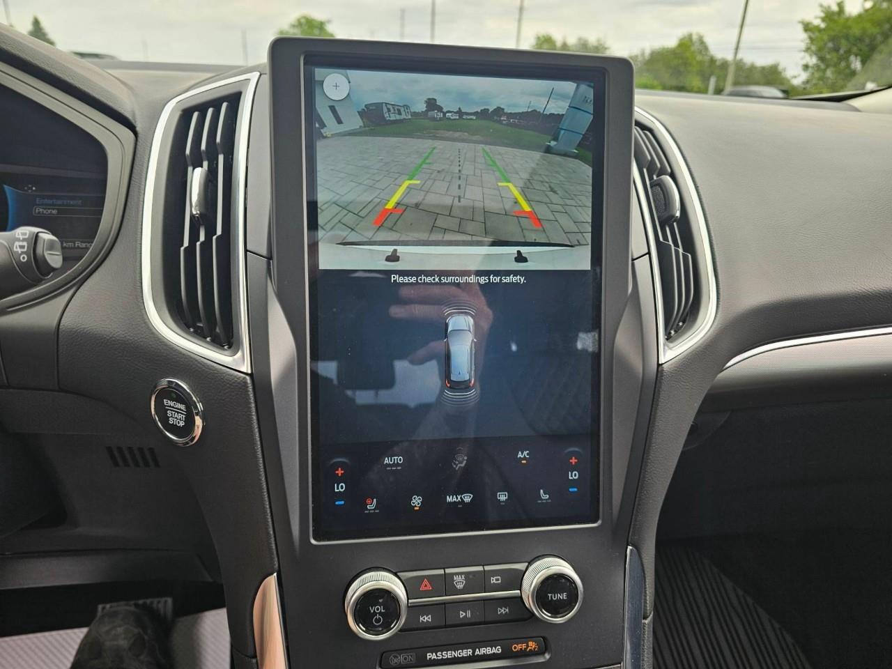 2024 Ford Edge TITANIUM 4DR ALL-WHEEL DRIVE Photo