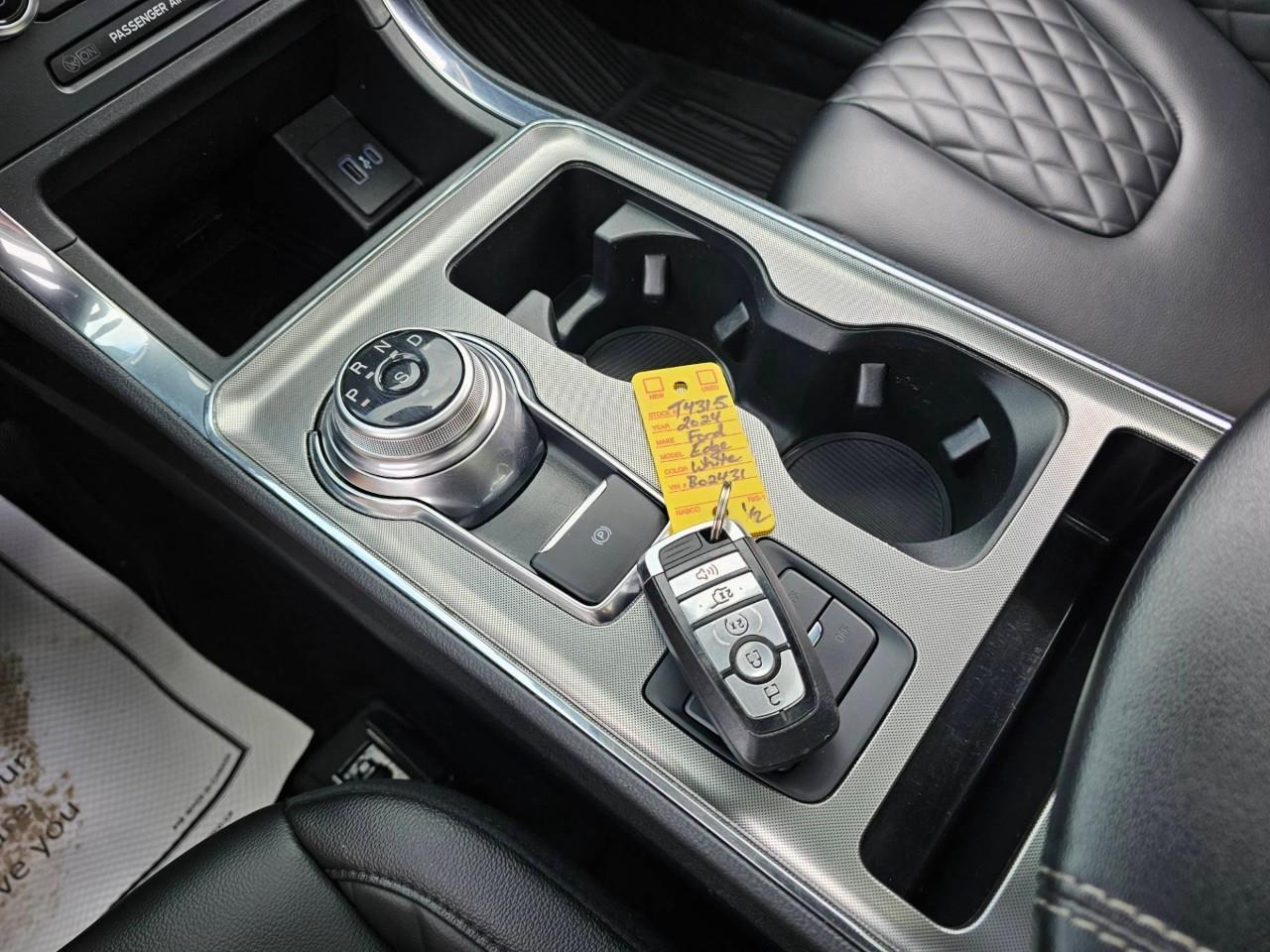 2024 Ford Edge TITANIUM 4DR ALL-WHEEL DRIVE Photo