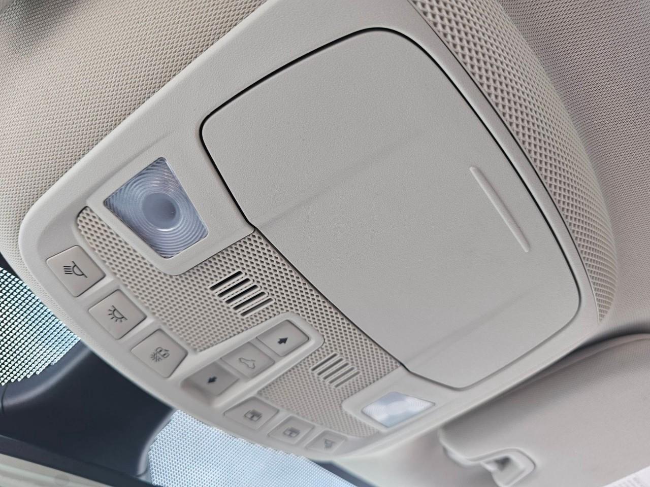 2024 Ford Edge TITANIUM 4DR ALL-WHEEL DRIVE Photo