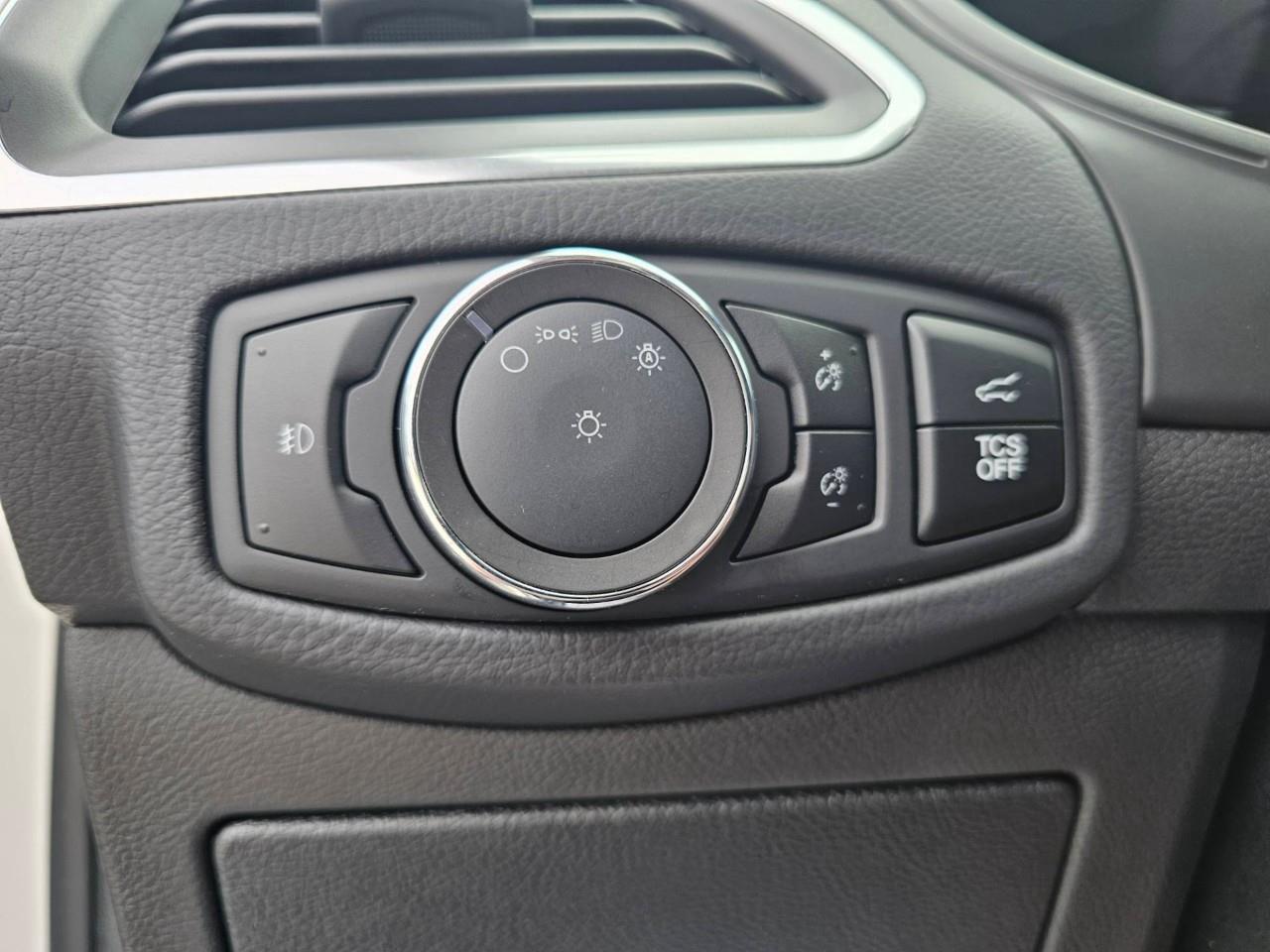 2024 Ford Edge TITANIUM 4DR ALL-WHEEL DRIVE Photo