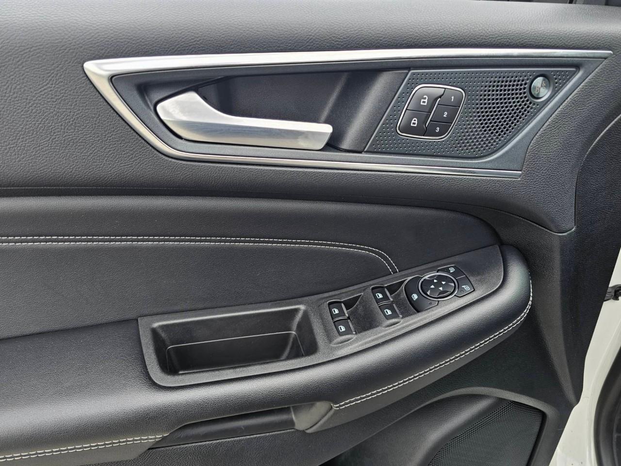 2024 Ford Edge TITANIUM 4DR ALL-WHEEL DRIVE Photo