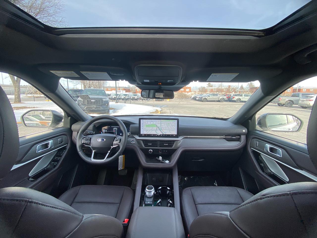 2026 Ford Explorer Platinum 4dr 4x4 Photo