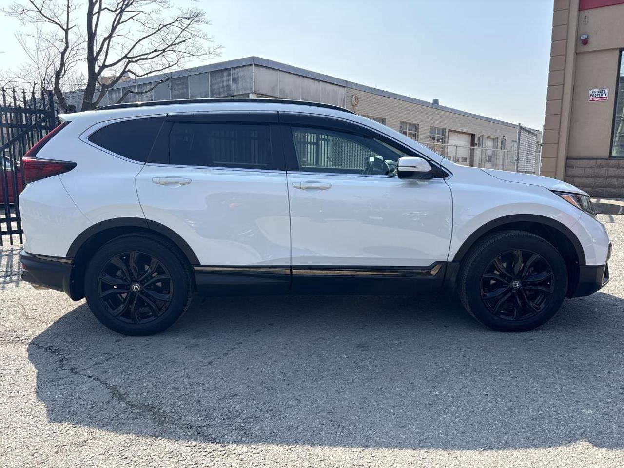 2022 Honda CR-V Black Edition Photo