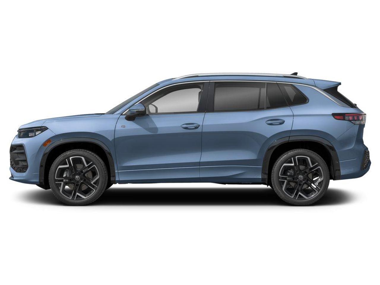 2026 Volkswagen Tiguan Highline Turbo R-Line 4dr All-Wheel Drive 4MOTION Photo