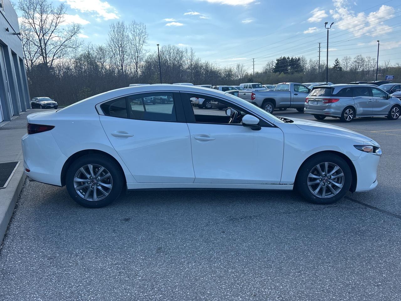 2021 Mazda MAZDA3 GX Photo