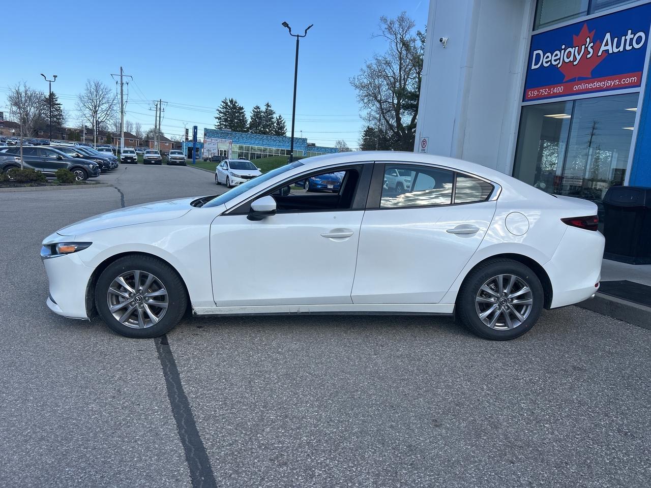 2021 Mazda MAZDA3 GX Photo