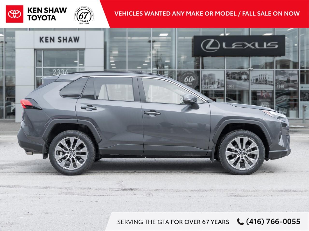 2022 Toyota RAV4 XLE 4dr All-wheel Drive Photo