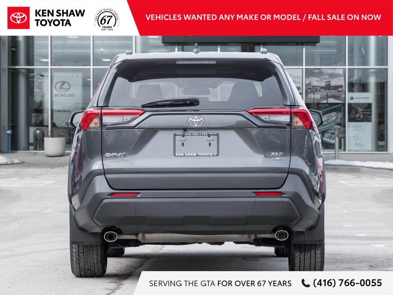 2022 Toyota RAV4 XLE 4dr All-wheel Drive Photo