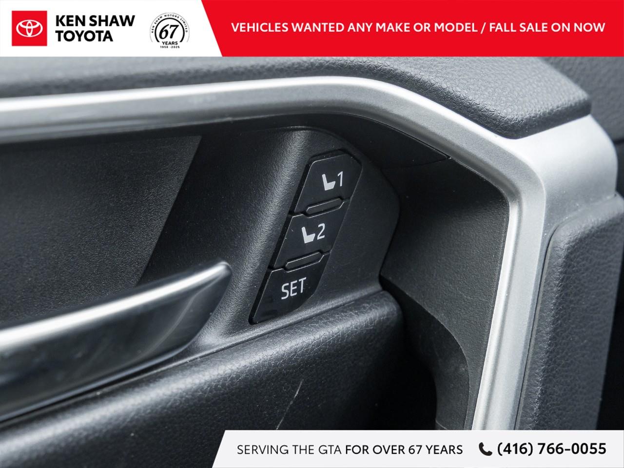 2022 Toyota RAV4 XLE 4dr All-wheel Drive Photo