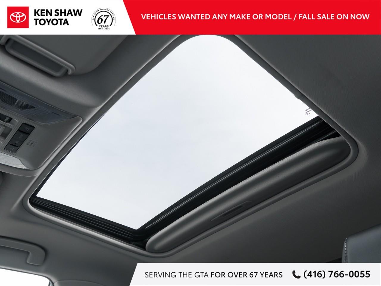 2022 Toyota RAV4 XLE 4dr All-wheel Drive Photo
